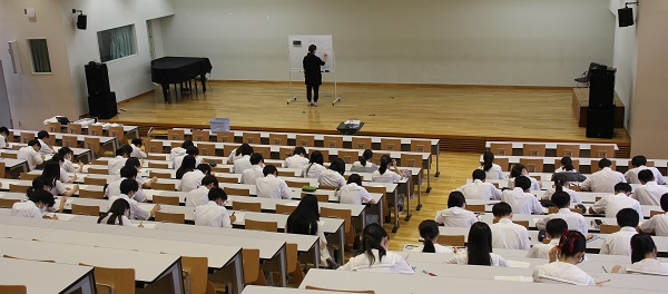 060716 高2小論模試 (3).JPG